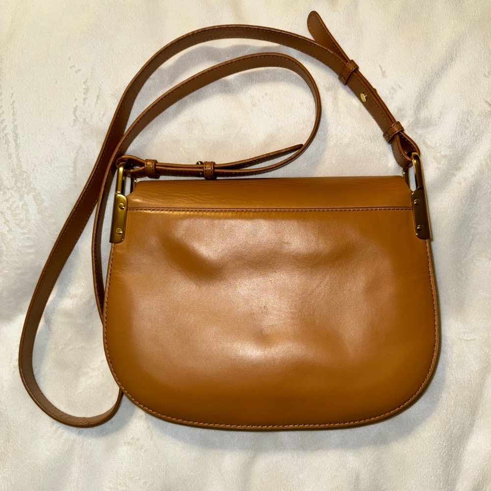 Tommy Hilfiger Leather Crossbody Bag in Camel Brown - Picture 2 of 9